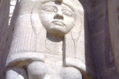 32-Abu-Simbel-Ramses-II-tempel