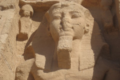 Dag-11-Abu-Simbel-035
