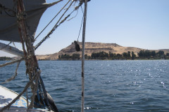 Dag-11-Aswan-prive-graven-001