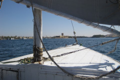 Dag-11-Aswan-prive-graven-004