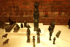 P6050183.Vivid_