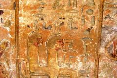 50-El-Kab-tombe-van