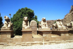 09-Karnak