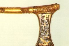 134.-Ceremoniele-bijl-van-Ahmose