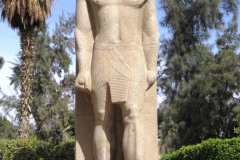 8-Memphis-beeld-van-Ramses-II