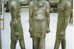 207.-Ramses-III-met-Horus-en-Seth
