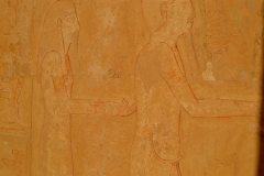 208