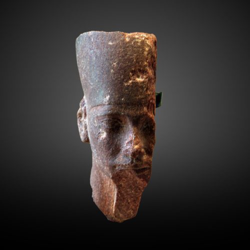 Djedefra_wearing_the_crown_of_Lower_Egypt Djedefra_wearing_the_crown_of_Lower_Egypt