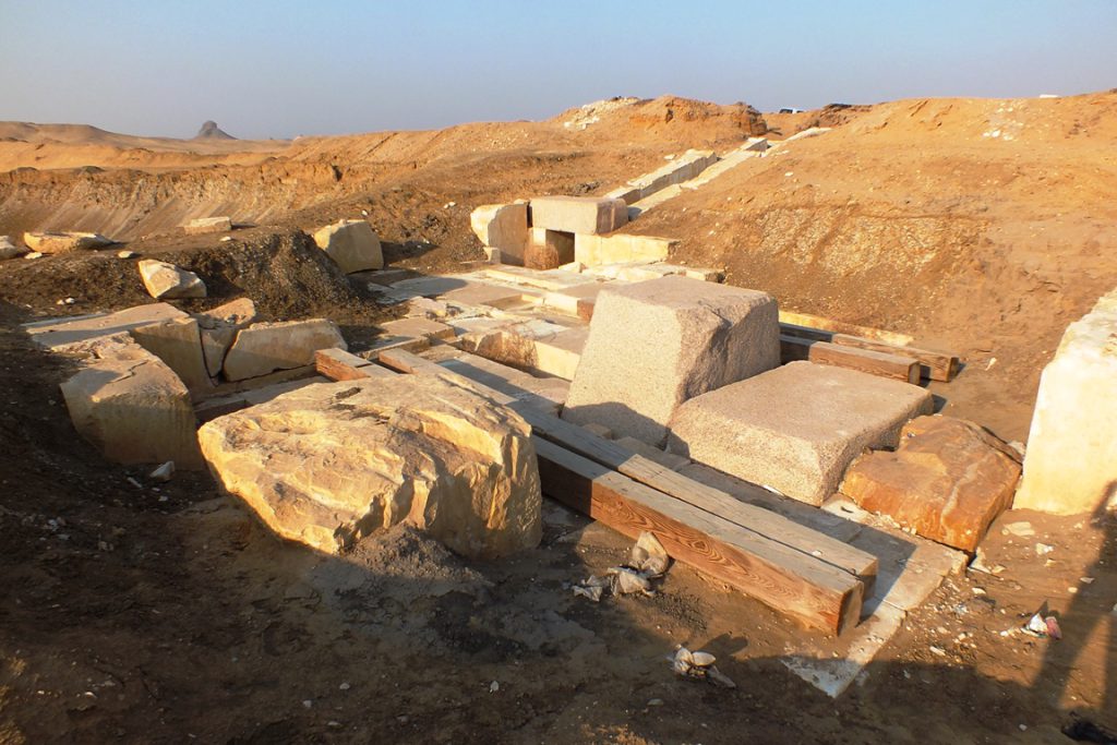 Ameny Kemaoe_piramide22