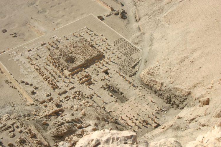 Mentuhotep_Deir_el-Bahri