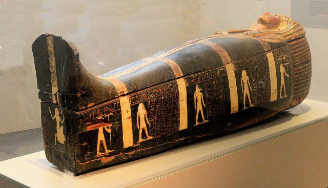 Amenemope_Hildesheim,_Roemer-_und_Pelizaeus-Museum,_Sarg