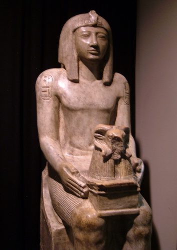 Seti_II_replica_statue_REM