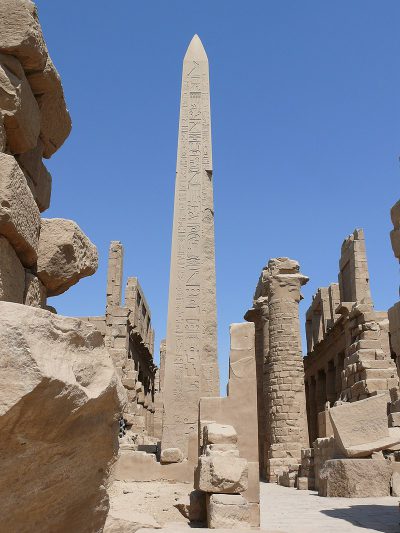 Thoetmosis_I_obelisk_in_Karnak Thoetmosis_I_obelisk_in_Karnak