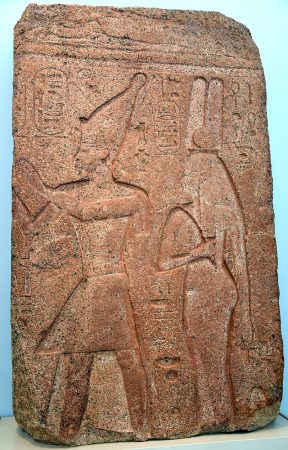 Egyptian_king_Osorkon_II_gateway_in_the_temple_at_Bubastis Egyptian_king_Osorkon_II_gateway_in_the_temple_at_Bubastis