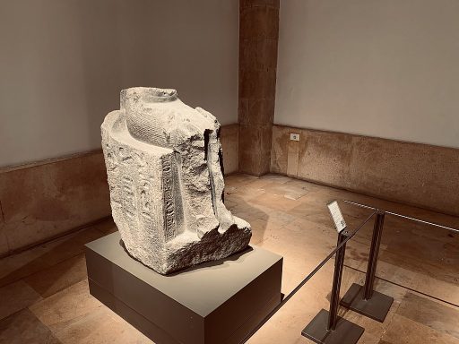 Osorkon_II_statue_National_Museum_of_Beirut Osorkon_II_statue_National_Museum_of_Beirut
