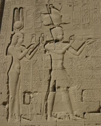Cleopatra7_Cesarion_Dendera