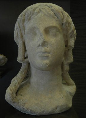 Cleopatra_I_louvre1