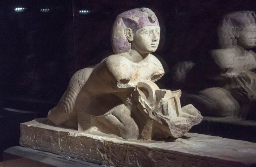 Karnak - Temple d'Amon - cour de la "cachette" - XXIIe dynastie - Règne d'Osorkon III - IXe siècle av JC