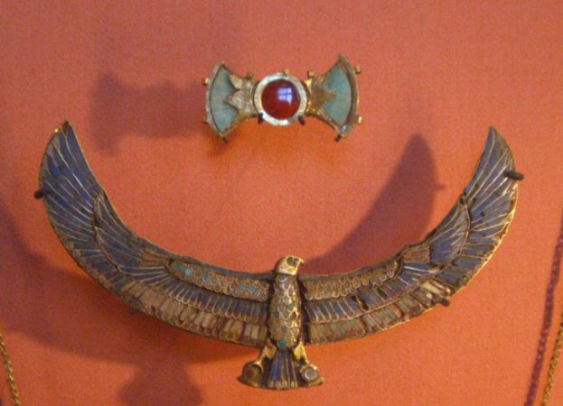 Khaemweset-Louvre-pectoral Khaemweset-Louvre-pectoral