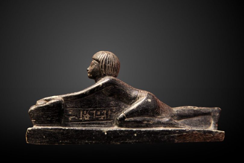 Thoetmoses-Prince_Djehutymes_baking_bread-E_2749